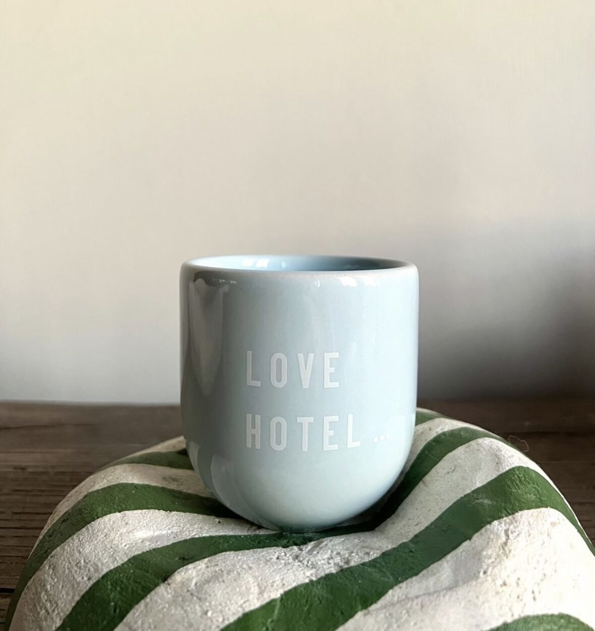 SiSi Cups - 'Love Hotel'