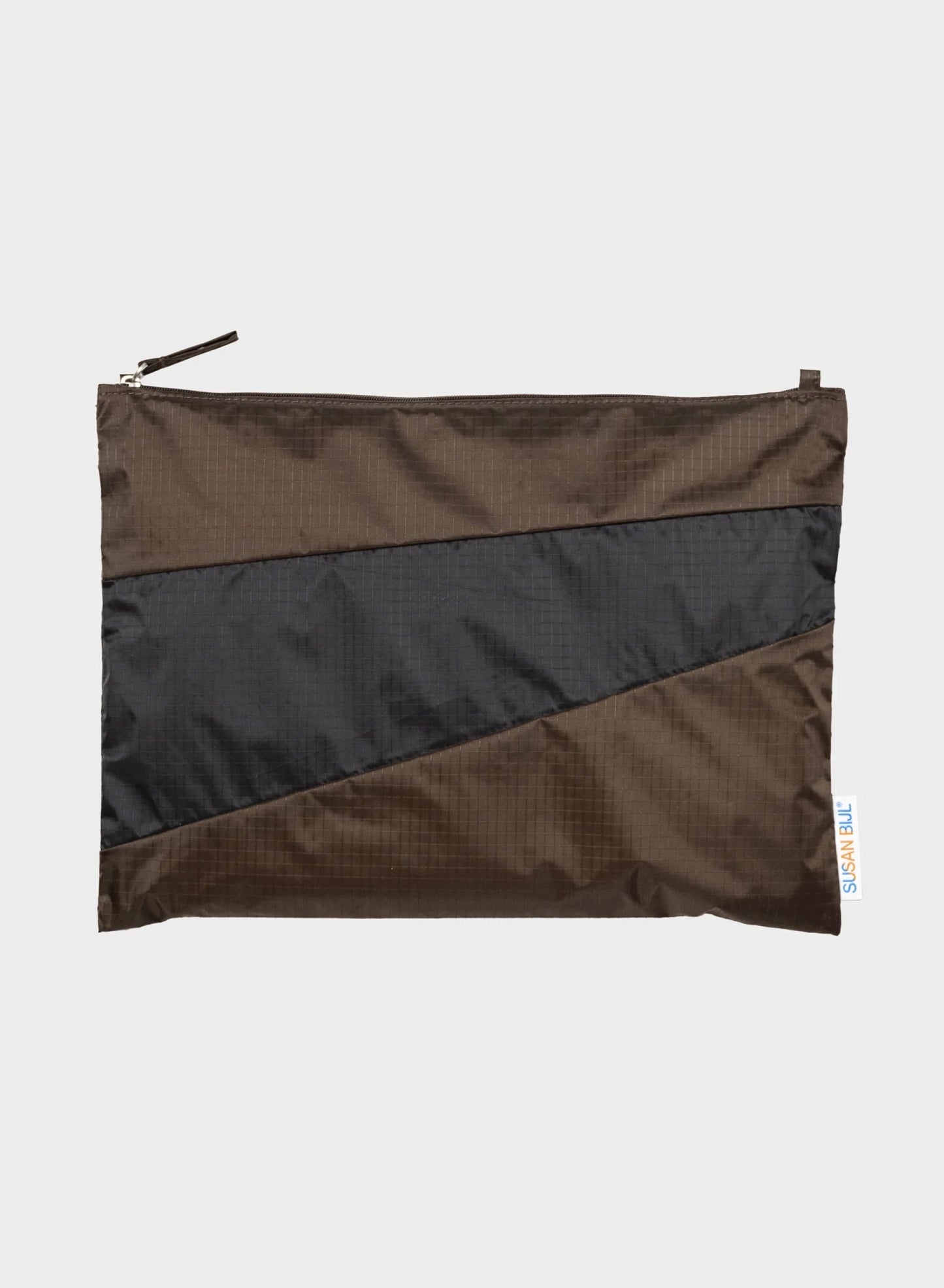 Mud & Black LARGE The New Pouch